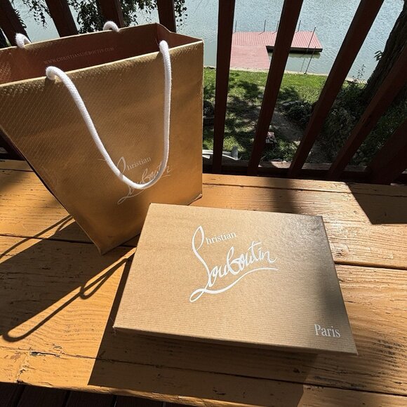 Christian Louboutin EU 40 Hot Chick 100mm Patent Pointed Toe Heel Pump Black - Picture 8 of 10